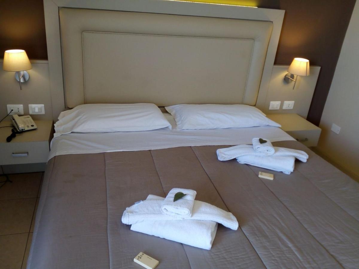 Vale-Mare-Tropea Hotel Luaran gambar